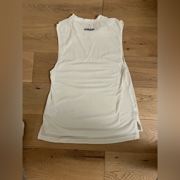 Adidas shirt - Picture 2 of 3